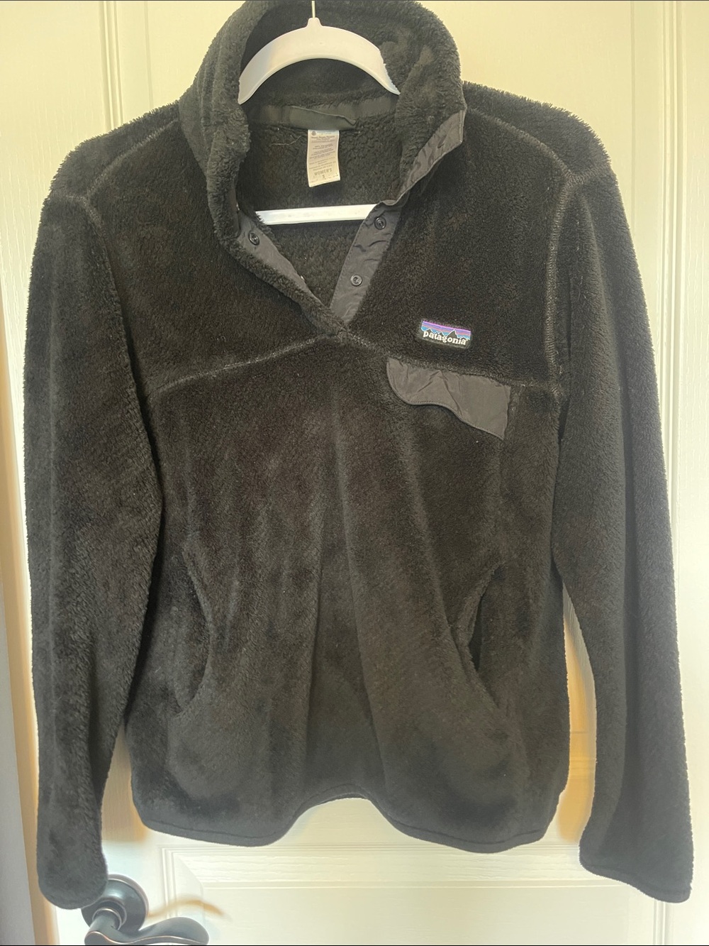 Patagonia Black Fleece Pullover with Logo